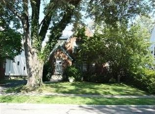 1527 Sherbrook Rd, South Euclid, OH 44121