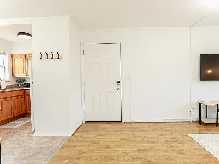 1280 W Ocean View Ave #1 — Photo 16