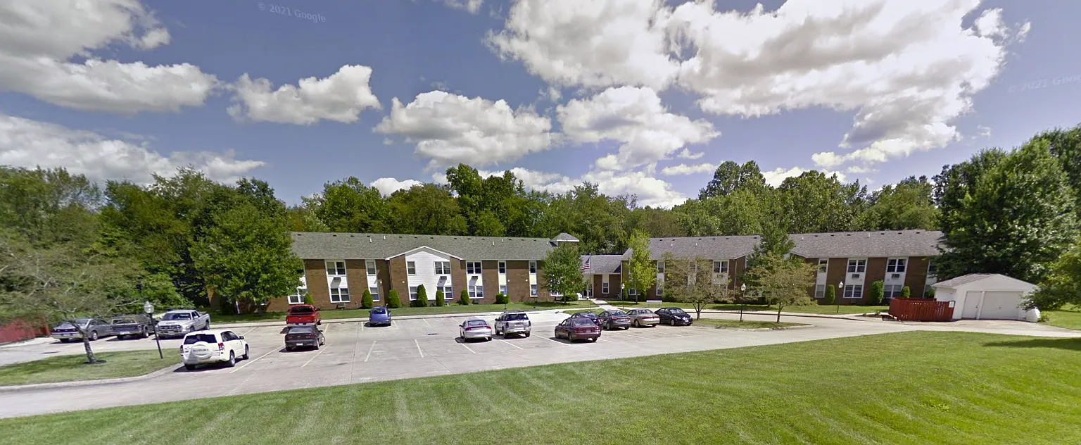 Vinton Manor — Photo 1