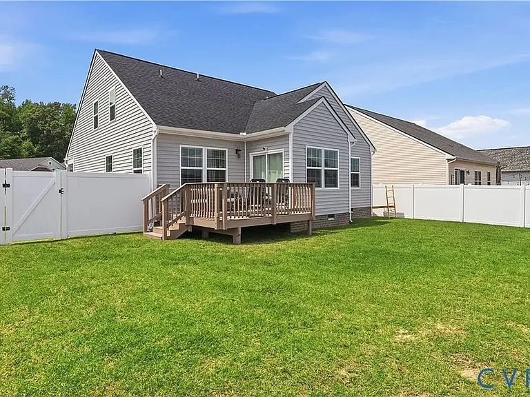 3901 Lighthouse Ln — Photo 22