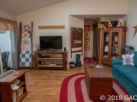 5th image of 10337 NW 34th Ln