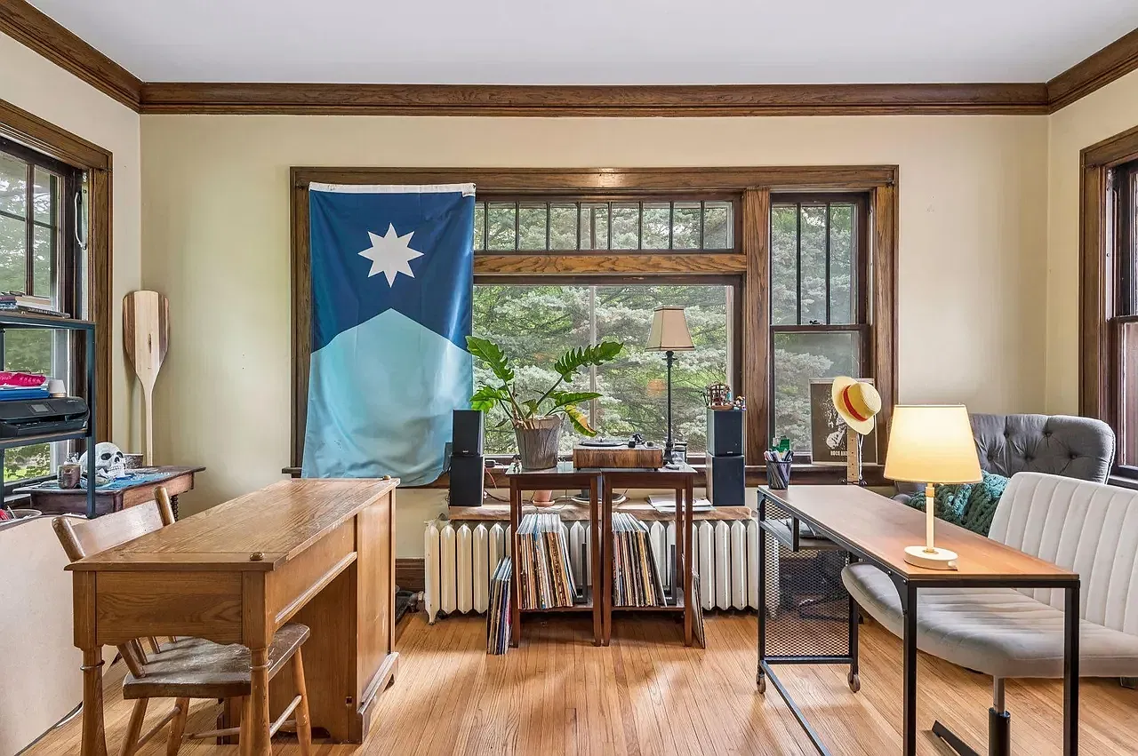 3 bed, 1200 sqft, $1,750 — Photo 4