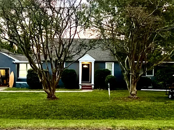 3801 Seaford Rd, Seaford, VA 23696