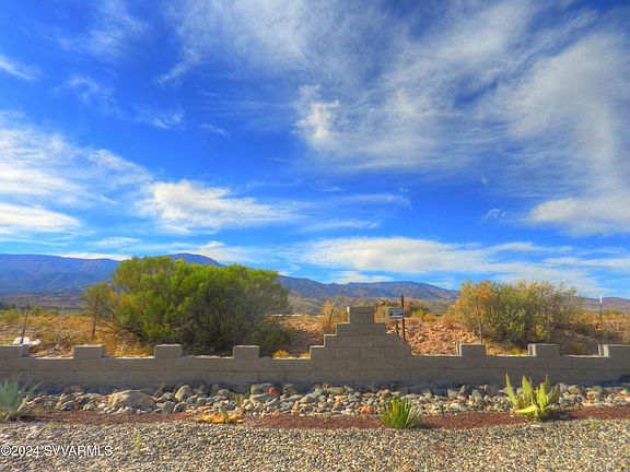 3rd image of 750 Agua Prieta