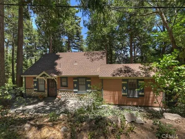 563 E Victoria Ct, Lake Arrowhead, CA 92352