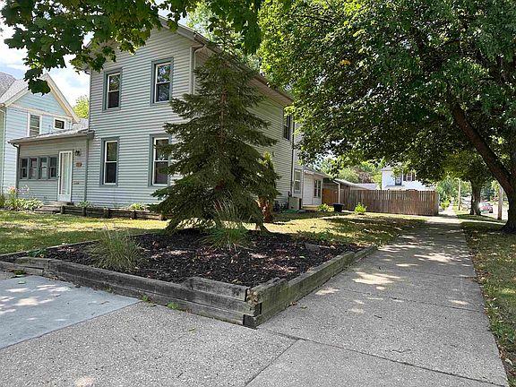 4th image of 402 Lincoln St