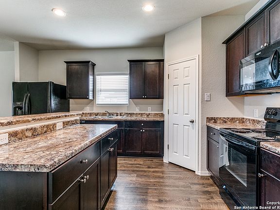 5th image of 4506 Heathers Star St