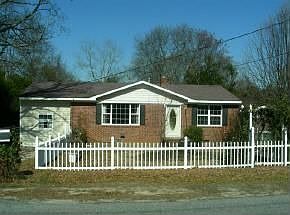 2nd image of 207 2nd Ave
