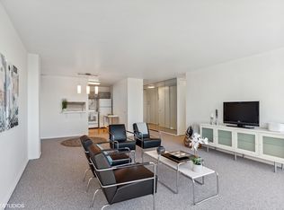 2400 N Lakeview Ave APT 1608, Chicago, IL 60614