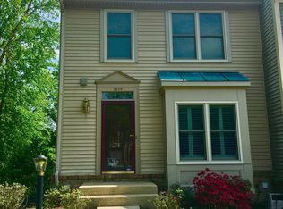 5329 Buxton Ct, Alexandria, VA 22315