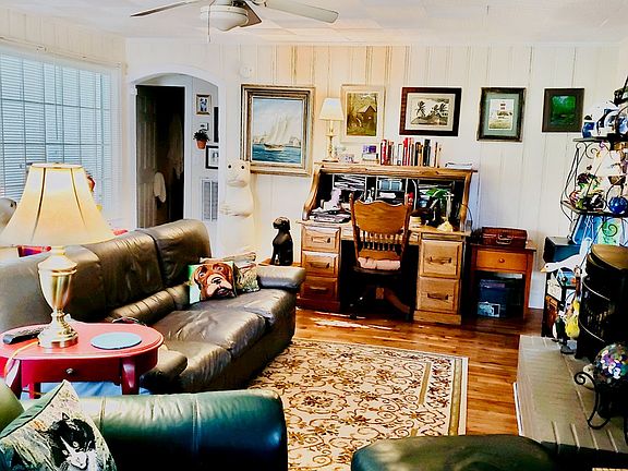 3rd image of 281 Alewine Ave