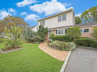 174 Walker St, West Babylon, NY 11704