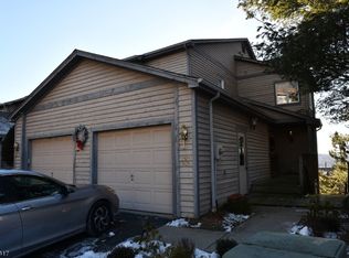 505 Skyline Dr, Haledon, NJ 07508