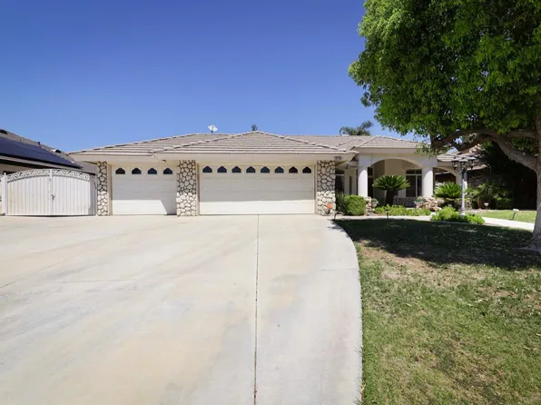 3710 Sycamore Creek Dr, Bakersfield, CA 93313