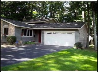 506 True Hickory Dr, Rochester, NY 14615