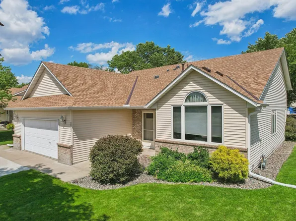 2880 Desoto St, Little Canada, MN 55117