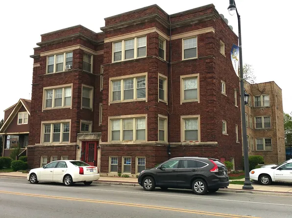 212 S 5th Ave APT C6, Maywood, IL 60153