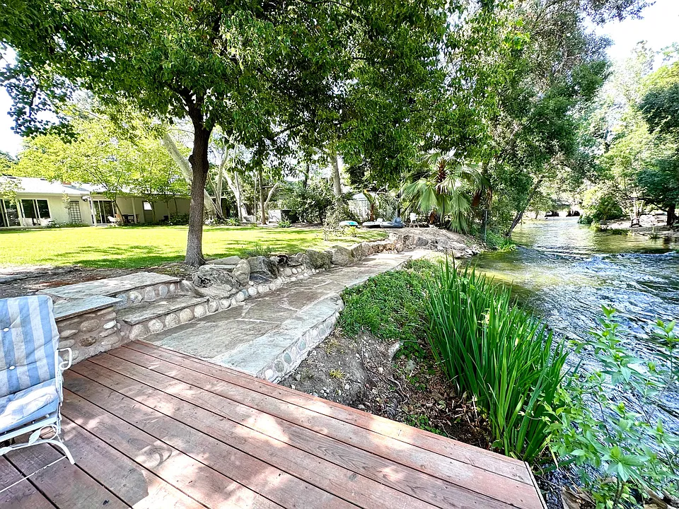 210 Wood Duck Dr