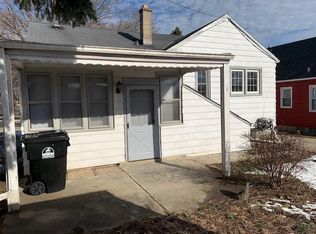 4007 19th St, Racine, WI 53405