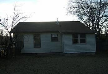 2nd image of 412 Westland St