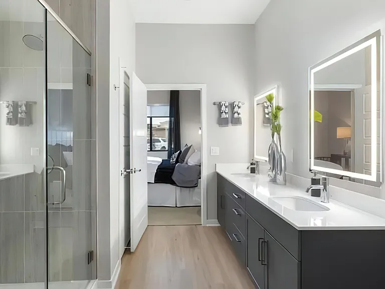 Onyx North Central — Photo 100