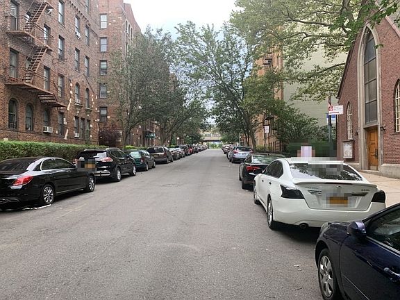 5th image of 4301 46th St APT 1K