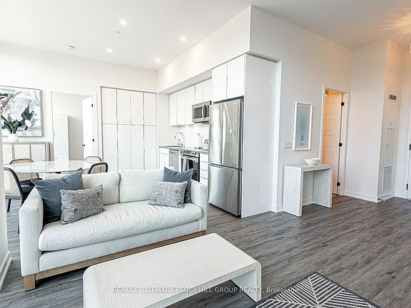 2nd image of 415 Sea Ray Ave #443
