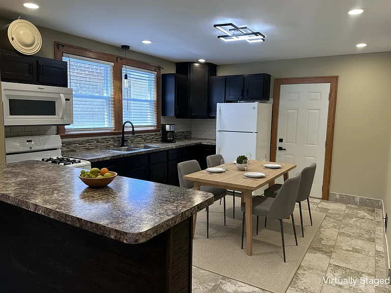 8532 S Yates Blvd #1 — Photo 4
