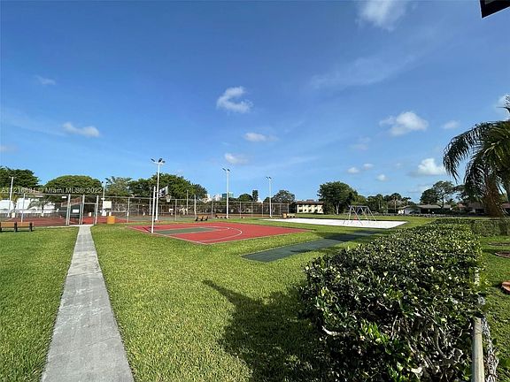2nd image of 8054 Camino Ct #B7