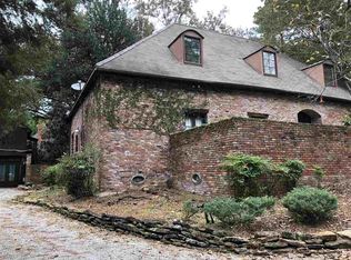 2332 Southwood Rd, Jackson, MS 39211