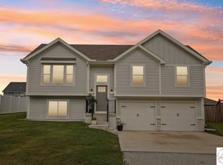 88 SE 461st Rd, Warrensburg, MO 64093