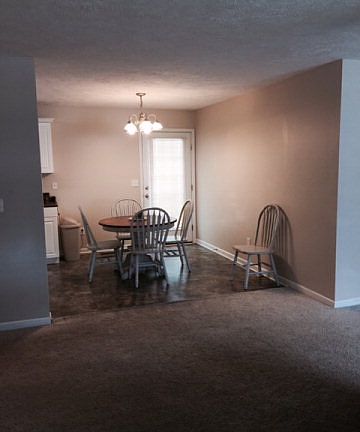 5th image of 304 Jerome Dr