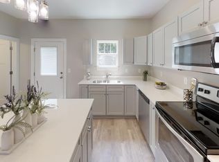 515 Paradise Pl, Wellford, SC 29385