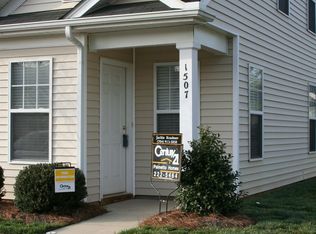 1507 Harpers Inlet Dr, Lake Wylie, SC 29710