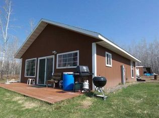 W9240 Carbis Rd, Iron Mountain, MI 49801