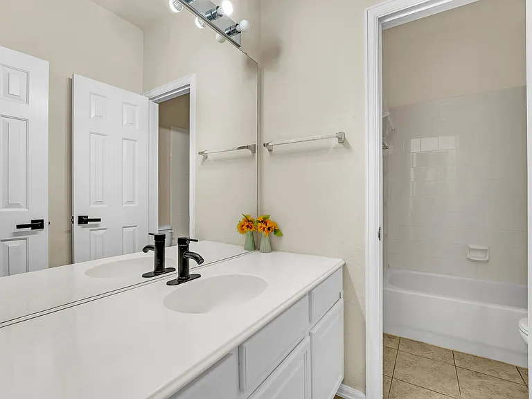 629 Rosarita Rd — Photo 7