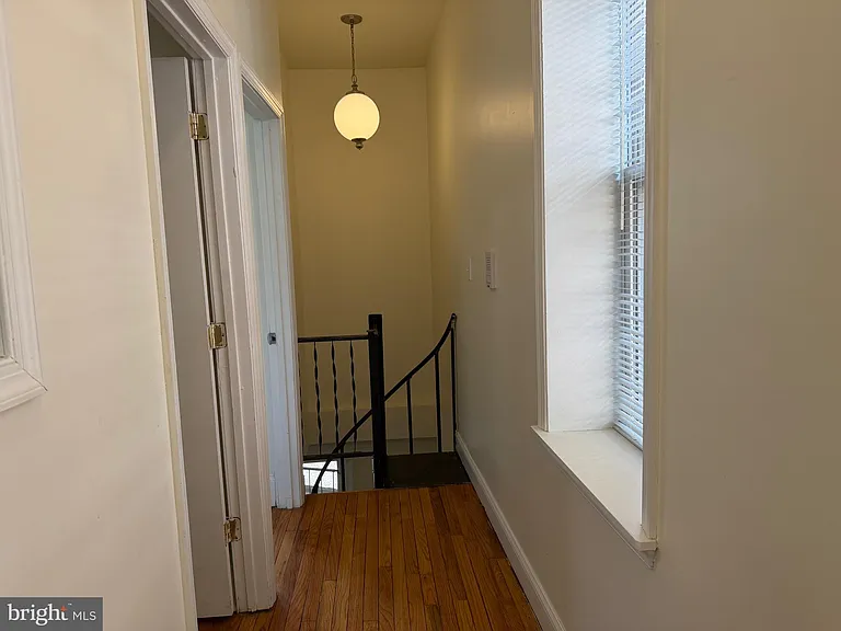 922 S 49th St #-1 — Photo 21