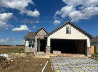 211 Whaley St, Caldwell, TX 77836