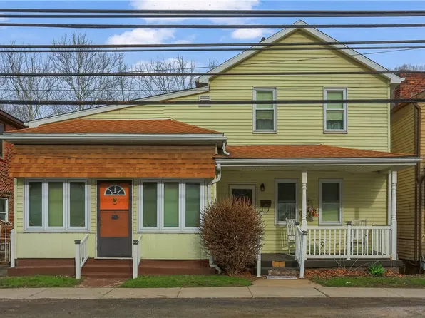 15 Ambridge Ave, Ambridge, PA 15003