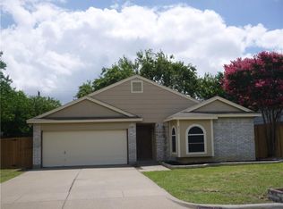 6717 Cherrytree Dr, Arlington, TX 76001