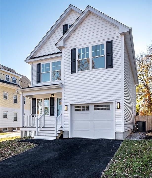 1st image of 14 Ravenswood Ave