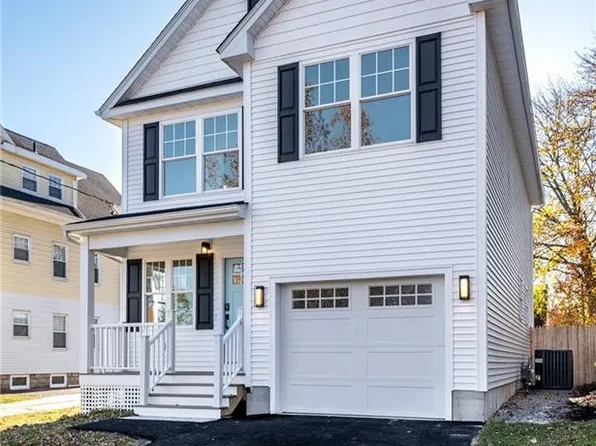 14 Ravenswood Ave, Providence, RI 02908
