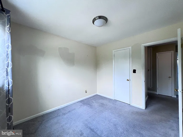 8407 Thornton Rd — Photo 22