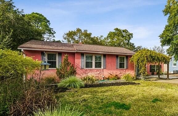 1st image of 234 Beachview Dr NE
