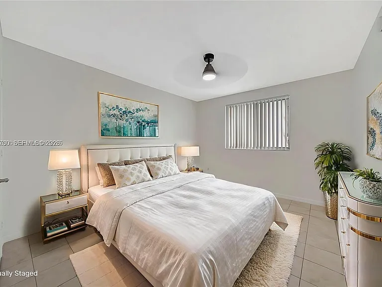 2620 S University Dr #109 — Photo 11
