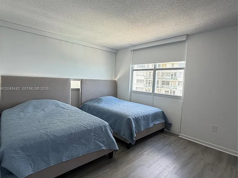1420 Brickell Bay Dr #1005C — Photo 8