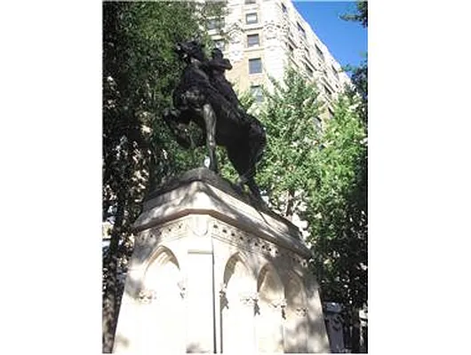 Rented by Douglas Elliman | media 21