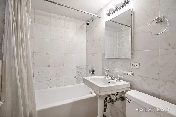 Rented by Halstead Real Estate | media 62