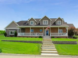 4032 60th St, Columbus, NE 68601