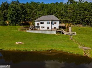 2637 River Rd, Blue Ridge, GA 30513